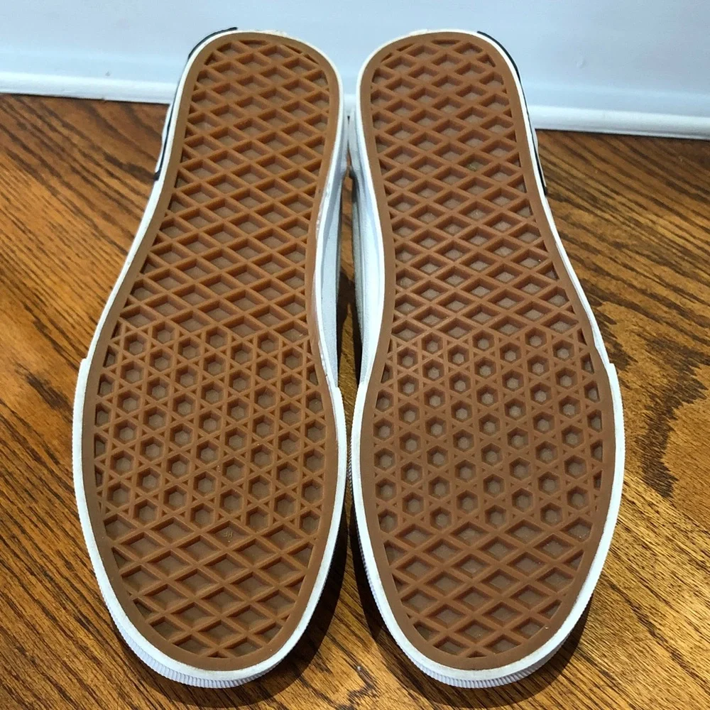 Vans Old Skool
Disney Mickey Mouse Hand - Unisex!! - Picture 5 of 8